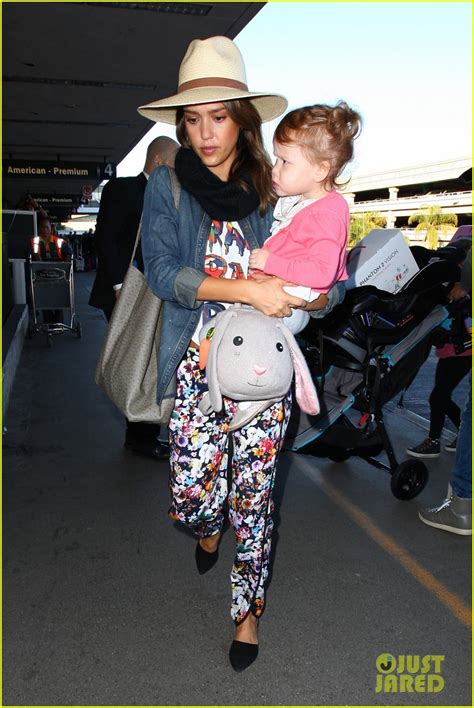 Jessica Alba And Daughter Haven Fly Away After Christmas Photo 3018435 Cash Warren Celebrity