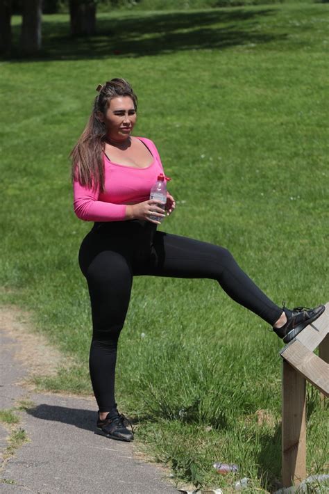 Lauren Goodger Style Clothes Outfits And Fashion • Celebmafia