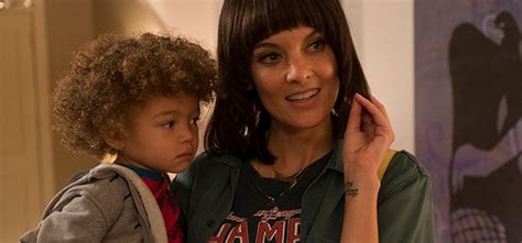 The Star Of Smilf Frankie Shaw Talks To Us About The Shows Popularity