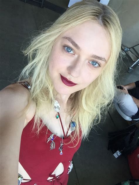 Dakota Fanning On Why Its Good To Be A Weird Person Glamour