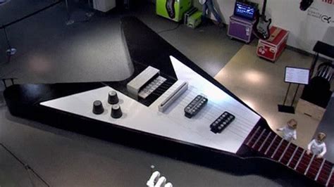 The Worlds Largest Playable Guitar Video Guitar Worlds Largest Video