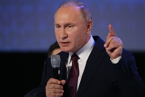 Vladimir Putin declares war on rap music