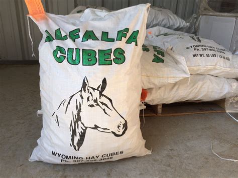 Wyoming Hay Cubes Hay Cube Alfalfa Hay Cubes Per Pound At Sutherlands