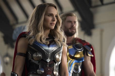 Thor Love And Thunder Review A Mighty Uneven Sequel 15 Minute