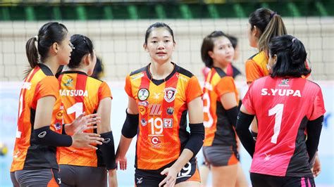 She is a current member of the thailand women's national volleyball team. "บุ๋มบิ๋ม ชัชชุอร" ตั้งเป้าคว้าแชมป์ไทยแลนด์ลีก พร้อมเผย ...
