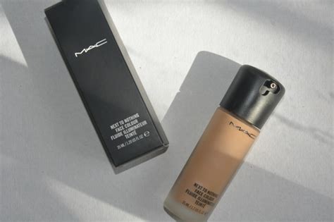 Mac Next To Nothing Face Colour Review