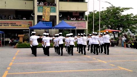 Isi kandungan|iv ilmu kawad kaki ala tentera : pertandingan kawad kaki smkts st.john 31.3.2012 - YouTube