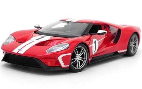 2017 Ford Gt Diecast Car Model 118 Scale Red Sd01h849