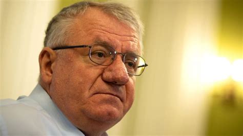 Un Appeal Court Convicts Serb Radical Seselj Of War Crimes Bbc News