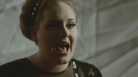 pode ser musica pode ser moda adele disse que nunca pensou que rolling in the deep seria