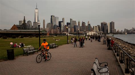 Hoboken Coronavirus New Jersey Hoboken Closes All Parks To Prevent