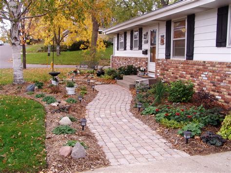 This post offers front walkway landscaping ideas to. W & W Nursery & Landscaping: Front Yard Walkway Ideas