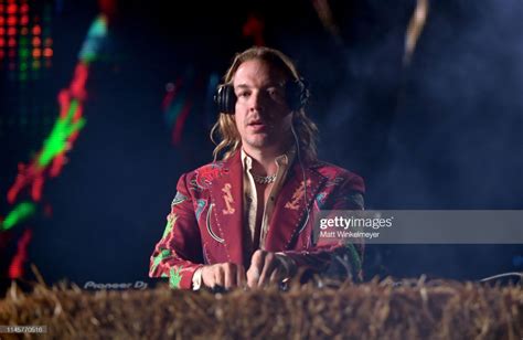 diplo performs onstage during the 2019 stagecoach festival at empire in 2022 stagecoach