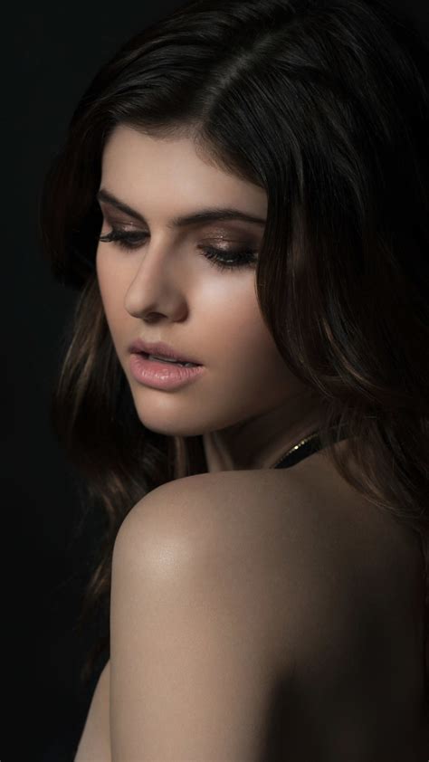 2160x3840 Alexandra Daddario 2019 New Sony Xperia Xxzz5 Premium Hd