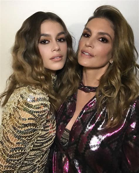 Cindy crawford gets gangbanged in her pockets 4,67228 min. Why Cindy Crawford Is a Queen Among Moms | InStyle.com