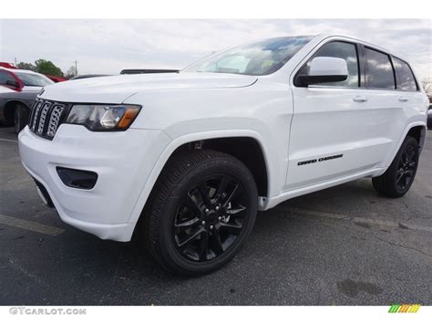 2017 Bright White Jeep Grand Cherokee Laredo 4x4 119553188 Photo 1