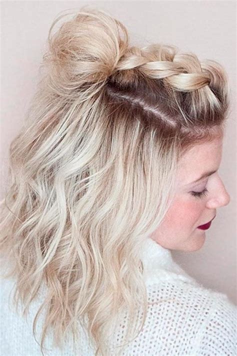 Here are some 30 cute and easy hairstyles for short hair which are most popular and look trendy and elegant too. 15 Ideas of Cute Short Hairstyles For Homecoming