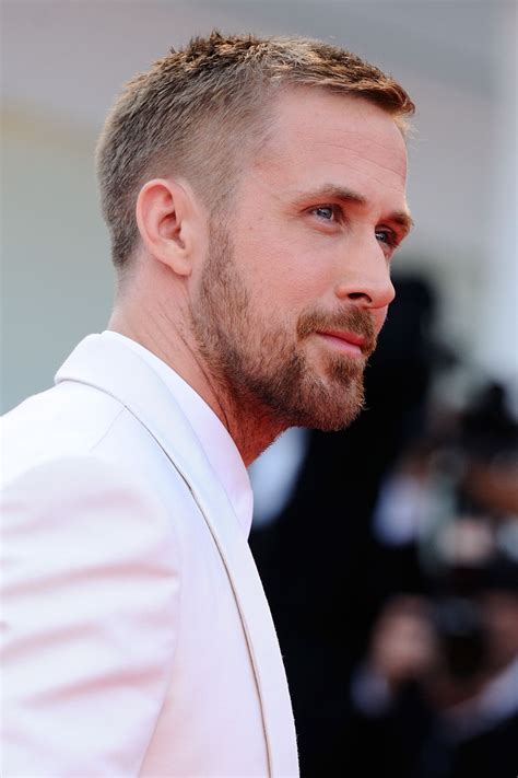 The Best Ryan Gosling Haircuts Hairstyles 2021 Style