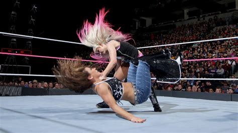 Raw Womens Champion Alexa Bliss Def Mickie James Wwe