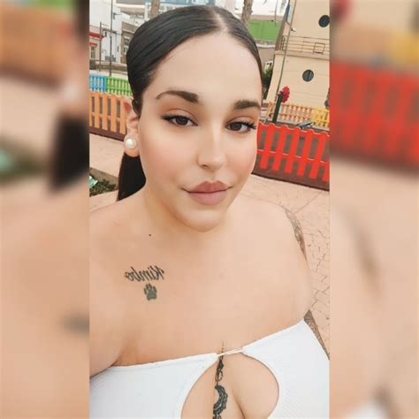 Laura Jovencita Gordita Tatuada Con Sitio Particular Y D