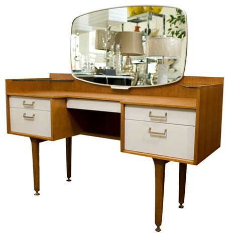 30 Elegant Mid Century Dressing Tables And Vanities Digsdigs