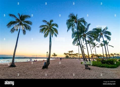 Sunset Time In Waikiki Beach Honolulu Hawaii Stock Photo Alamy
