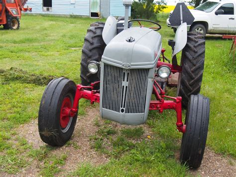 Ford 2n Tractor Running 3pth