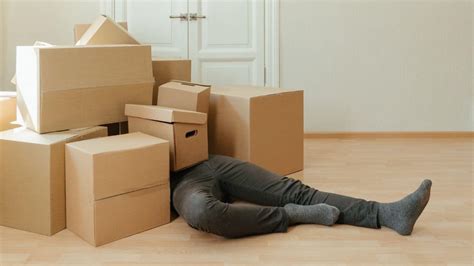 these are the worst and best places to find moving boxes banana box