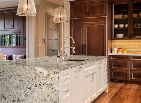 It tends to have red undertones but it could range in … Favorite Natural Granite Counters to Top Cherry Wood Cabinetry