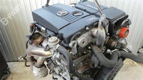 Moteur Mercedes Benz C Class W203 C 180 Kompressor 203046 271946