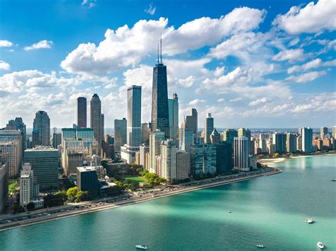 Best Chicago Attractions That You Have To See In