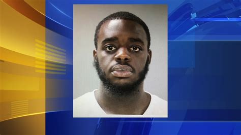 Delaware County Carjacking Suspect Arrested After Running Through I 95 Traffic 6abc Philadelphia