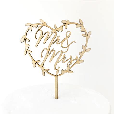 Mr And Mrs Heart Wreath Cake Topper Sandra Dillon Design