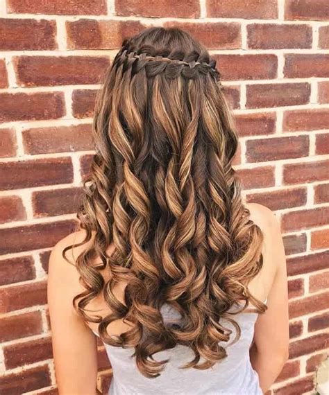80 Fabulous Long Hairstyles For Every Women May 2021