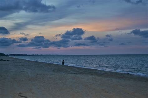 When you stay at tok aman bali beach resort in tok bali, you'll be near the beach and 11 minutes by foot from tok bali beach. Diari Si Ketam Batu: BeRCuTi Ke ToK BaLi, KeLaNTaN 2015 ...