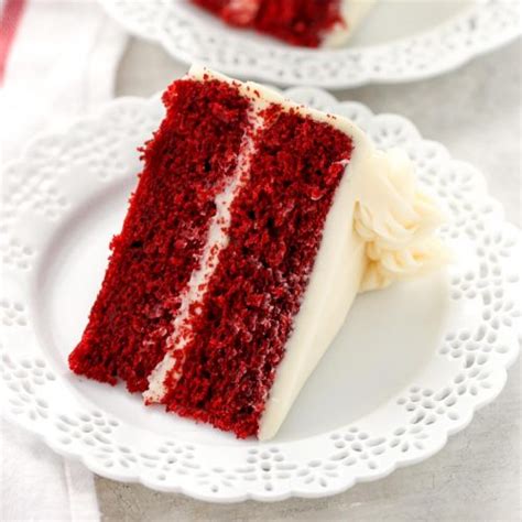 This is the best red velvet bundt cake recipe.if not the best red velvet cake recipe. Icing For Red Velvet Cake / Red Velvet Cake With White Chocolate Frosting A Feast For The Eyes ...