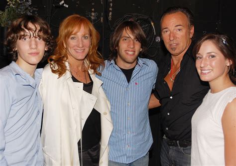 Who Is Bruce Springsteen S Wife Patti Scialfa The US Sun