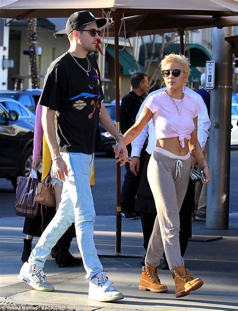 Halsey Debuts Blonde Hair In Beverly Hills With G Eazy Daily Mail Online