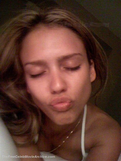 Jessica Alba Fully Naked At Largest Celebrities Archive