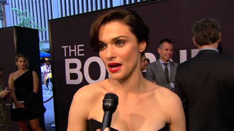 The Bourne Legacy Rachel Weisz Interview At World Premiere In Nyc Screenslam Youtube