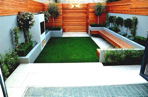 Now here's a beautiful home garden design idea that plays with different textures and colors and uses creative edging. 50 Best Front Garden Design Ideas in UK (With images ...