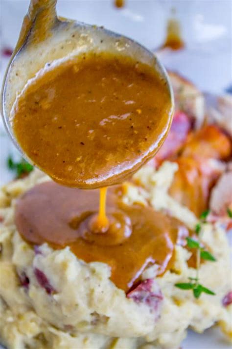 Make Ahead Turkey Gravy For Thanksgiving The Food Charlatan