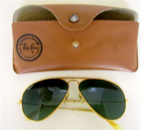Vintage Aviator Ray Ban Sunglasses With Case Designer Etsy Rayban Sunglasses Aviators Ray