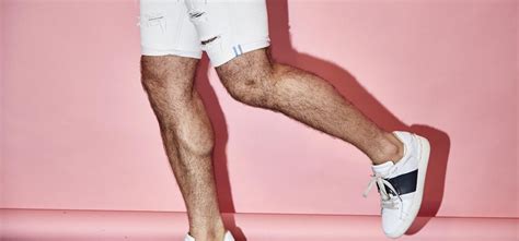 Things Every Guy Needs To Know About Shaving His Legs