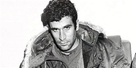 Deniz gezmiş ile ilgili tüm haberleri ve son dakika deniz gezmiş haber ve gelişmelerini bu sayfamızdan takip edebilirsiniz. Deniz Gezmiş'in abisi: Sadece onun değil, o mücadelede idam edilen herkesin doğum gününü kutluyoruz