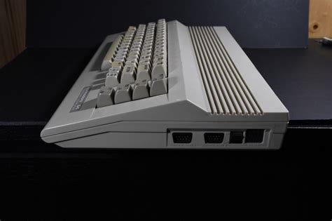Commodore 64 C64c Pal 8bit Vintage Computer Working No Psu Ebay