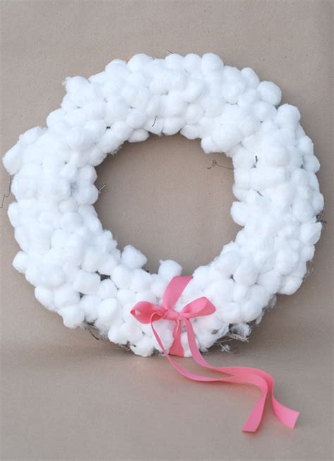 Cotton Ball Wreath Julep