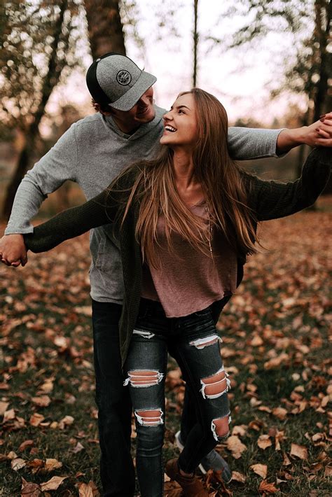 playful fall couple session | Couple photography poses, Drawing couple poses, Couple photoshoot ...