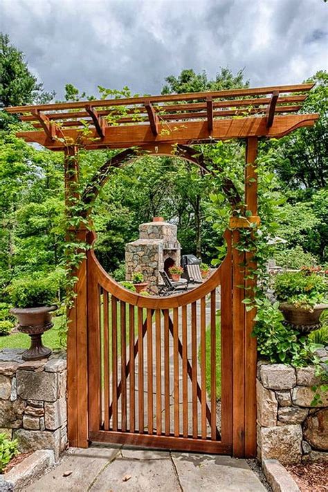 27 Beautiful Flower Garden Gate Ideas To Add Curb Appeal To Your Home