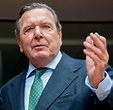 Gerhard Schröder wehrt sich gegen die Entfernung seines Mandats im ...